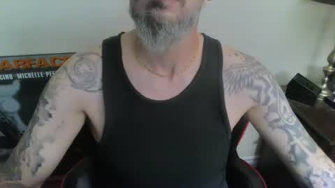 Snapshot of cpl_inlove chatting on July 2026 04:57:01 PM cpl_inlove online show from July 2026 04:57:01 PM