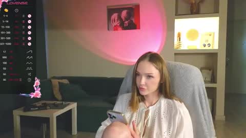 Snapshot of cravelucy chatting on November 2025 01:54:02 PM lucy online show from November 2025 01:54:02 PM