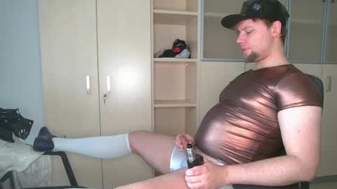 Snapshot of cravingboy chatting on February 2025 09:58:01 AM robin online show from February 2025 09:58:01 AM