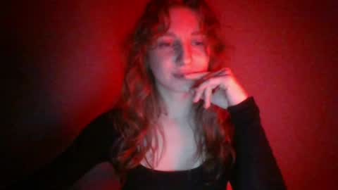 crazy_kisses_ online show from April 2026 02:50:01 PM