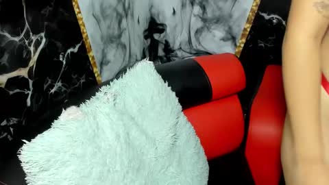 Snapshot of crazy_sexvip chatting on January 2025 06:06:02 AM - Girl ZOE and Boy Cain online show from January 2025 06:06:02 AM