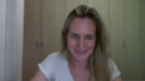 Anny online show from December 2024 10:37:01 PM