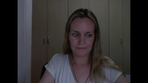 Anny online show from December 2024 10:06:01 PM
