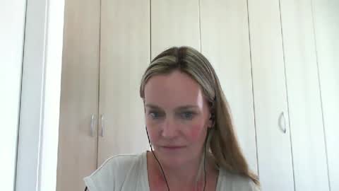 Anny online show from December 2024 03:48:02 PM