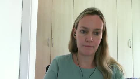 Anny online show from December 2024 01:39:02 PM