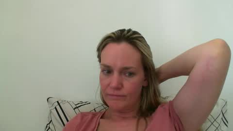 Anny online show from January 2025 05:50:01 PM