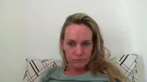 Anny online show from January 2025 05:10:01 PM