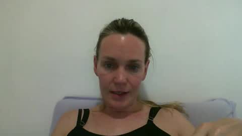 Anny online show from January 2025 11:53:02 PM