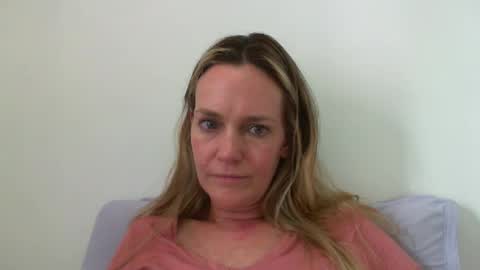 Anny online show from January 2025 05:32:01 PM