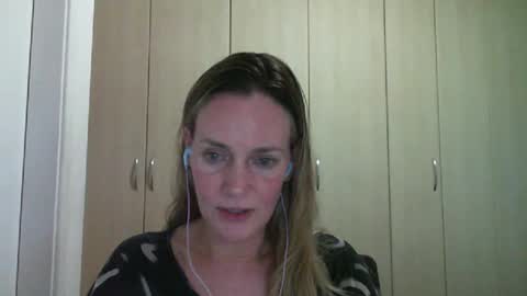 Anny online show from February 2025 10:42:01 PM