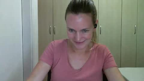 Anny online show from March 2025 09:15:02 PM