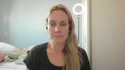 Anny online show from April 2026 12:19:02 PM