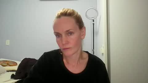 Anny online show from June 2026 12:34:02 AM