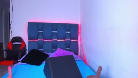 crazybaby_squirt online show from June 2026 03:20:02 AM
