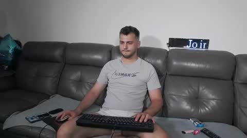 Crazy online show from July 2026 01:47:02 PM