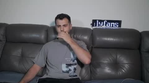 Crazy online show from August 2026 12:03:02 PM