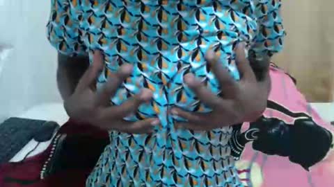 Ebonie online show from September 2025 09:38:01 PM