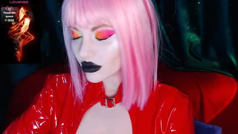 Snapshot of crazypinkyball chatting on December 2024 03:11:02 PM Roxy online show from December 2024 03:11:02 PM