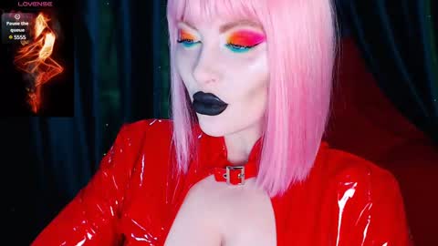 Snapshot of crazypinkyball chatting on December 2024 01:53:02 PM Roxy online show from December 2024 01:53:02 PM