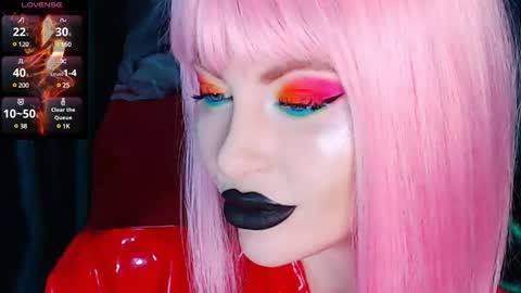 Snapshot of crazypinkyball chatting on December 2024 02:48:02 PM Roxy online show from December 2024 02:48:02 PM