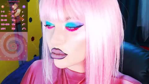 Snapshot of crazypinkyball chatting on September 2025 04:41:01 PM Roxy online show from September 2025 04:41:01 PM