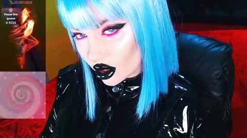 Roxy online show from April 2026 02:38:01 PM