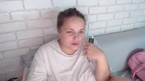 Crazyy Girl  online show from October 2025 05:44:02 PM