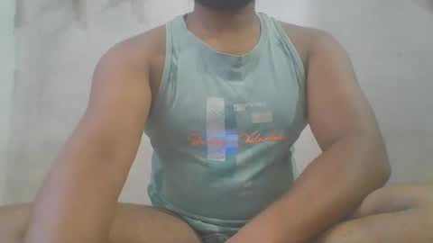 crazzy_booy online show from October 2025 04:00:01 AM