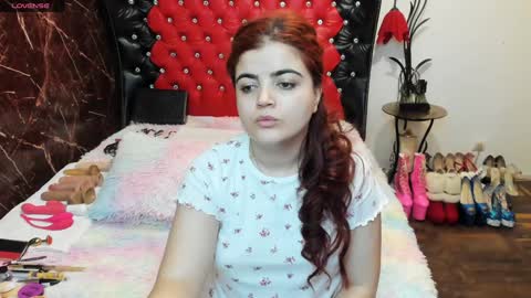 Ana  online show from February 2025 10:49:02 PM