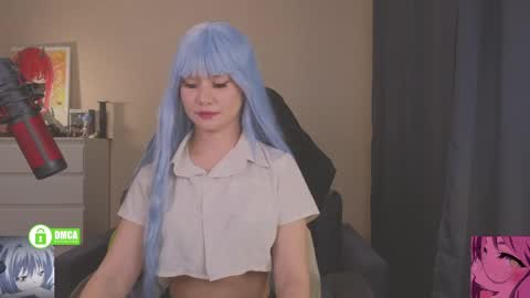 Snapshot of creammeow chatting on April 2026 08:28:01 AM Alina online show from April 2026 08:28:01 AM