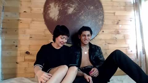  CAMILA Y SEBASTIAN online show from January 2025 06:27:02 PM