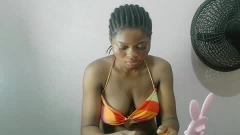 Snapshot of creamy_babyx chatting on May 2026 09:04:02 AM Creamy babyx online show from May 2026 09:04:02 AM
