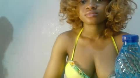 Snapshot of creamy_babyx chatting on May 2026 07:04:02 AM Creamy babyx online show from May 2026 07:04:02 AM