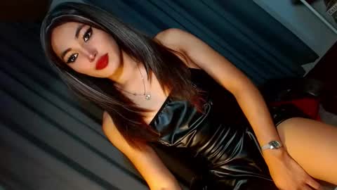 Snapshot of creamycum_celinexxx chatting on January 2025 07:49:01 PM Celine online show from January 2025 07:49:01 PM