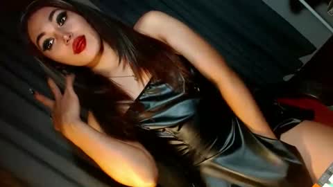 Snapshot of creamycum_celinexxx chatting on January 2025 07:32:01 PM Celine online show from January 2025 07:32:01 PM