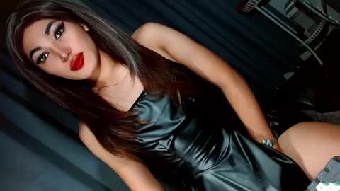 Snapshot of creamycum_celinexxx chatting on January 2025 06:23:01 PM Celine online show from January 2025 06:23:01 PM