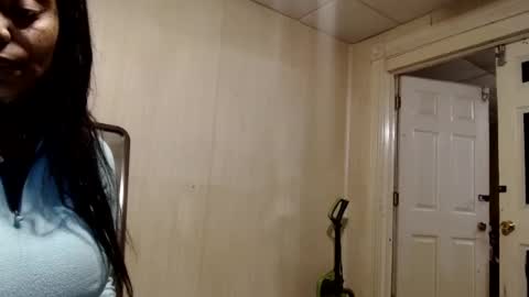 CreamyExotica online show from September 2025 12:59:02 PM