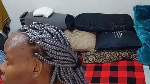 creamyhub online show from October 2025 08:48:01 AM