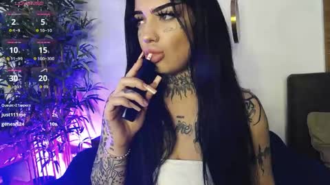 Sophie online show from April 2026 07:34:01 AM