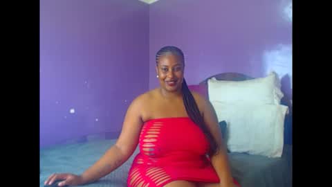 CreamyLea online show from December 2025 10:19:01 AM