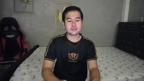 Snapshot of creamynow chatting on December 2024 03:52:01 PM BareCreamyCum online show from December 2024 03:52:01 PM