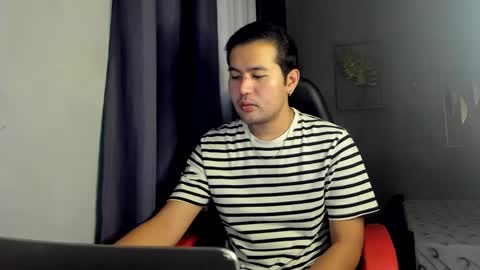 Snapshot of creamynow chatting on December 2024 12:19:02 PM BareCreamyCum online show from December 2024 12:19:02 PM