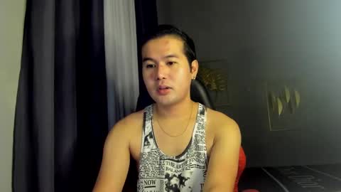 Snapshot of creamynow chatting on December 2024 12:45:01 PM BareCreamyCum online show from December 2024 12:45:01 PM