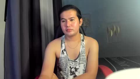 Snapshot of creamynow chatting on December 2024 07:11:02 PM BareCreamyCum online show from December 2024 07:11:02 PM