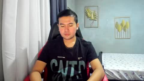 Snapshot of creamynow chatting on February 2025 07:18:01 AM BareCreamyCum online show from February 2025 07:18:01 AM