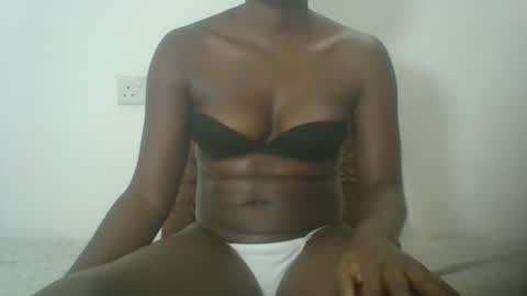 Snapshot of creamypussy15 chatting on February 2025 10:54:02 AM MARY online show from February 2025 10:54:02 AM