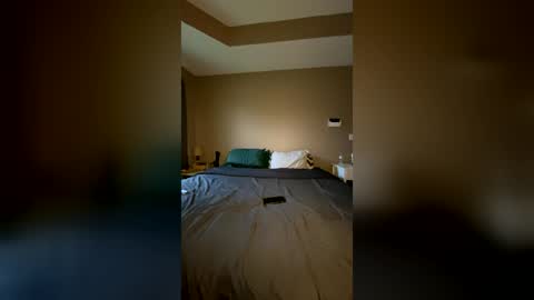 Creeksidecouple online show from June 2026 12:09:02 PM