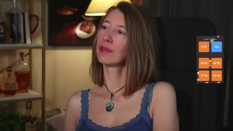 Quinn de la Creme online show from October 2025 05:58:02 PM