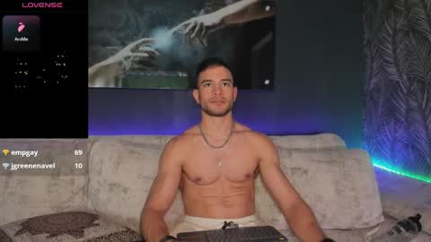 Snapshot of crhistian1_ chatting on December 2024 07:48:02 PM CRHISTIAN online show from December 2024 07:48:02 PM