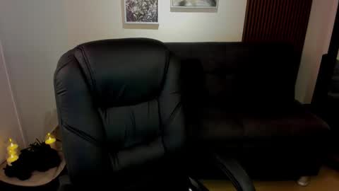 Tatiana  online show from September 2025 05:00:02 AM